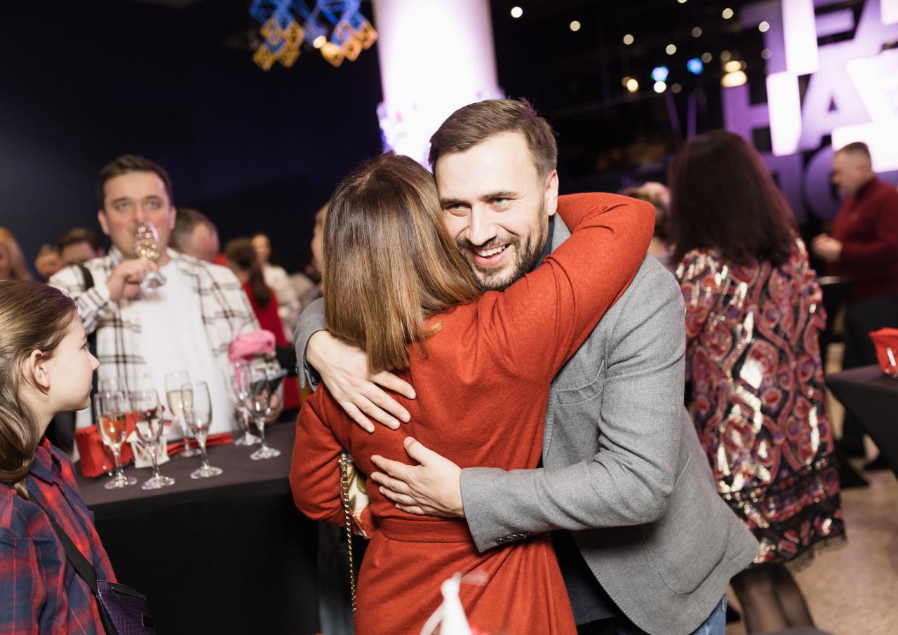 Вистава 100 тисяч